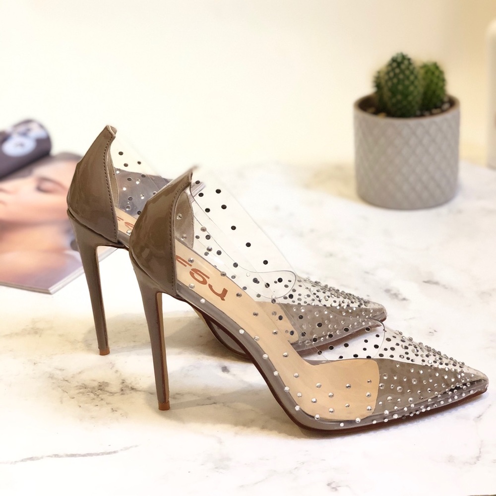 SOLD❤️ Size 9.5 Pointed Toe Rhinestone Stiletto - Picture 2 of 9